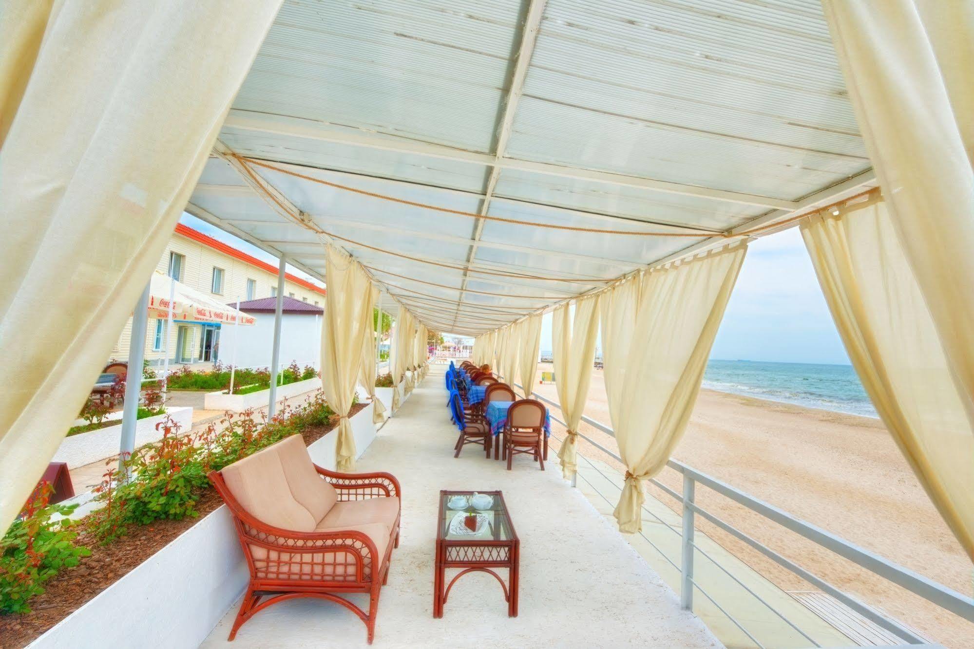 Brigantina Hotell Odessa Exteriör bild